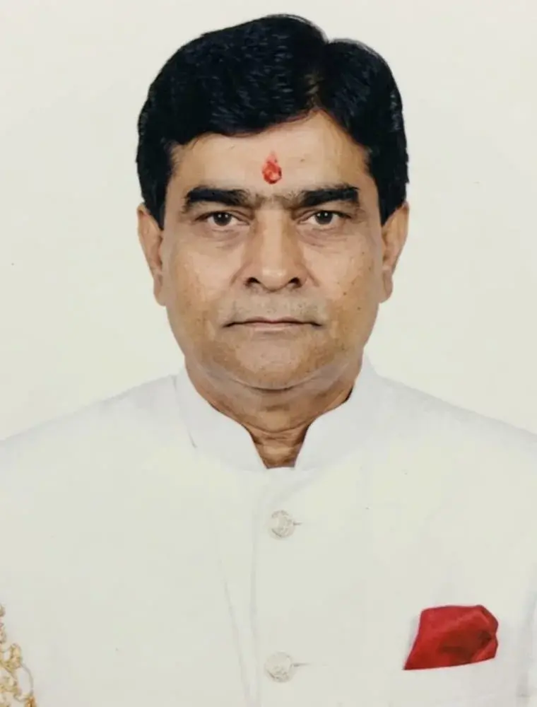 Portrait of Mr. Rajubhai Madhevabhai Choudhary, Local President, Shree Leuva Patidar Samaj Kanya Kelavani Mandal | Director, Gramin Bank